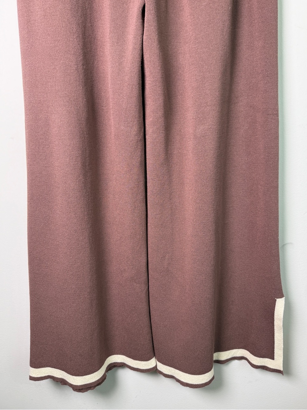 Brown Ribbed Knit Wide Leg Pants Cream Stripe Hem Side Slit Sz S - Picture 7 of 8